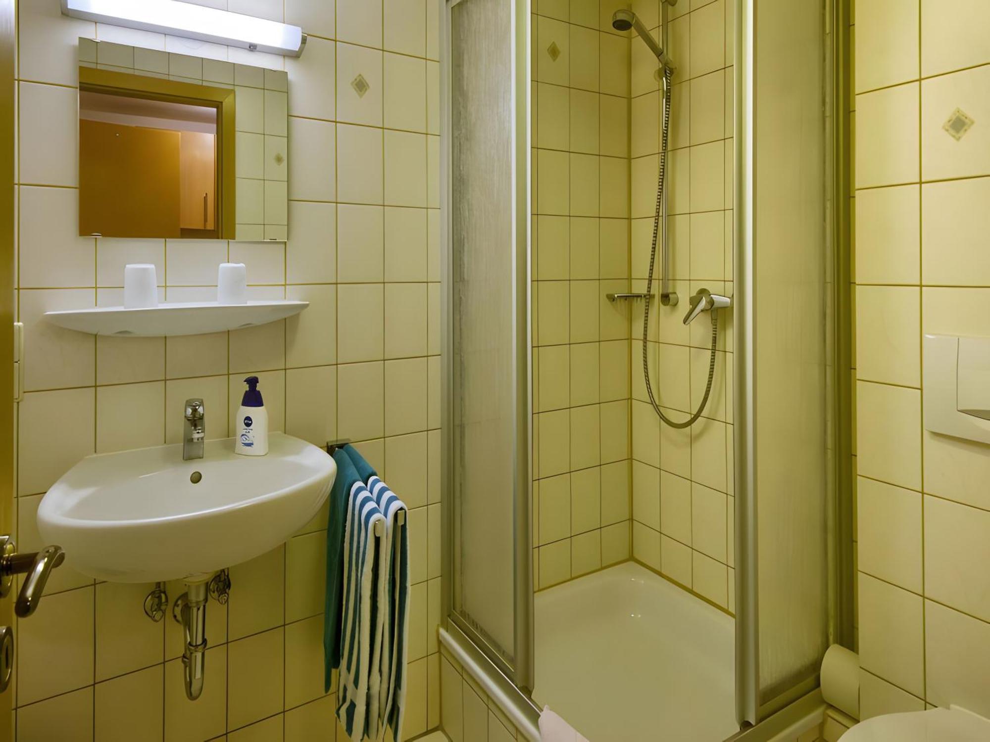 Gasthaus-Pension Zum Loewen Grafenhausen Eksteriør billede